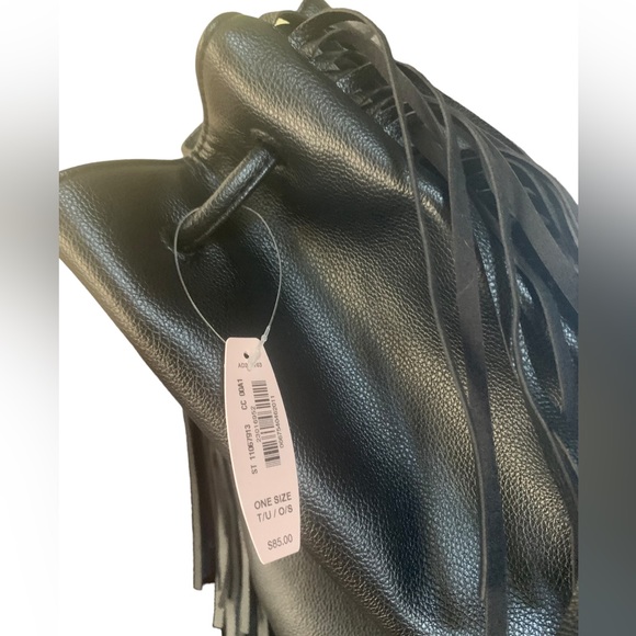 🚩SOLD🚩 NWT Victoria's Secret Limited Edition 2015 Fringe Faux Leather Tote Bag - Picture 3 of 9